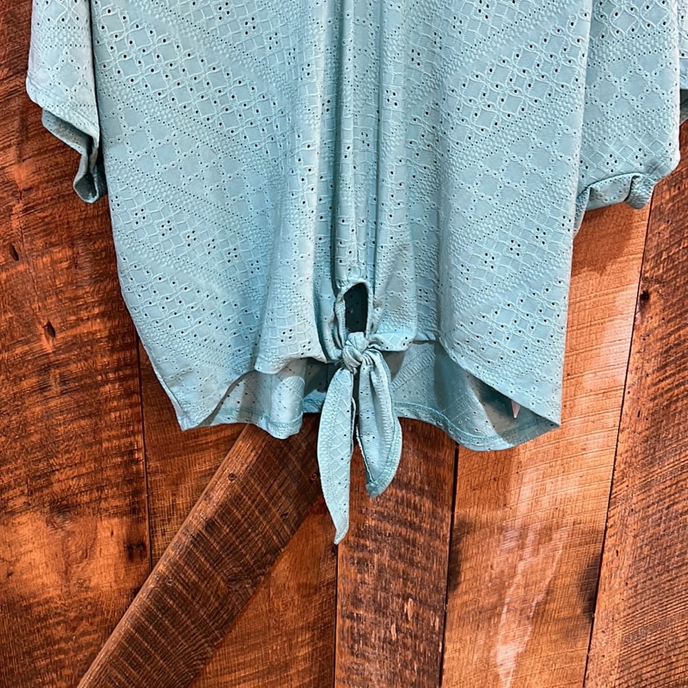 Democracy Womens Front Tie Deep V-Neck Textured Top - Picture 3 of 7